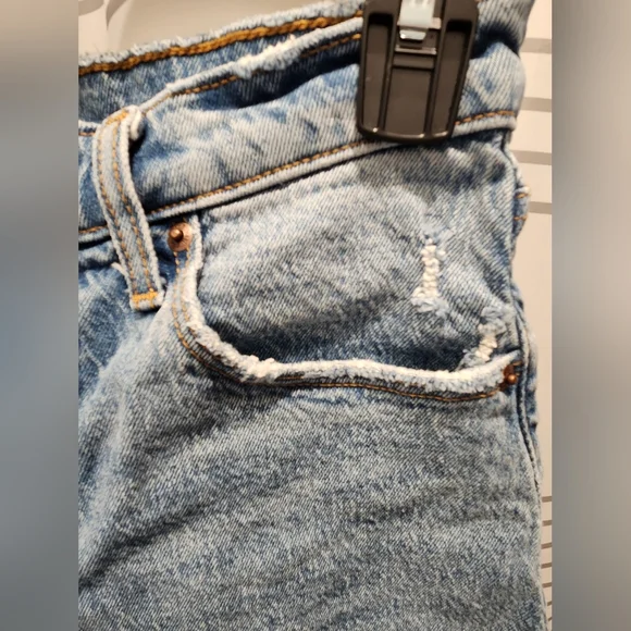 Abercrombie & Fitch Women's The Dad Short High Rise Size 27/4 - Picture 4 of 8